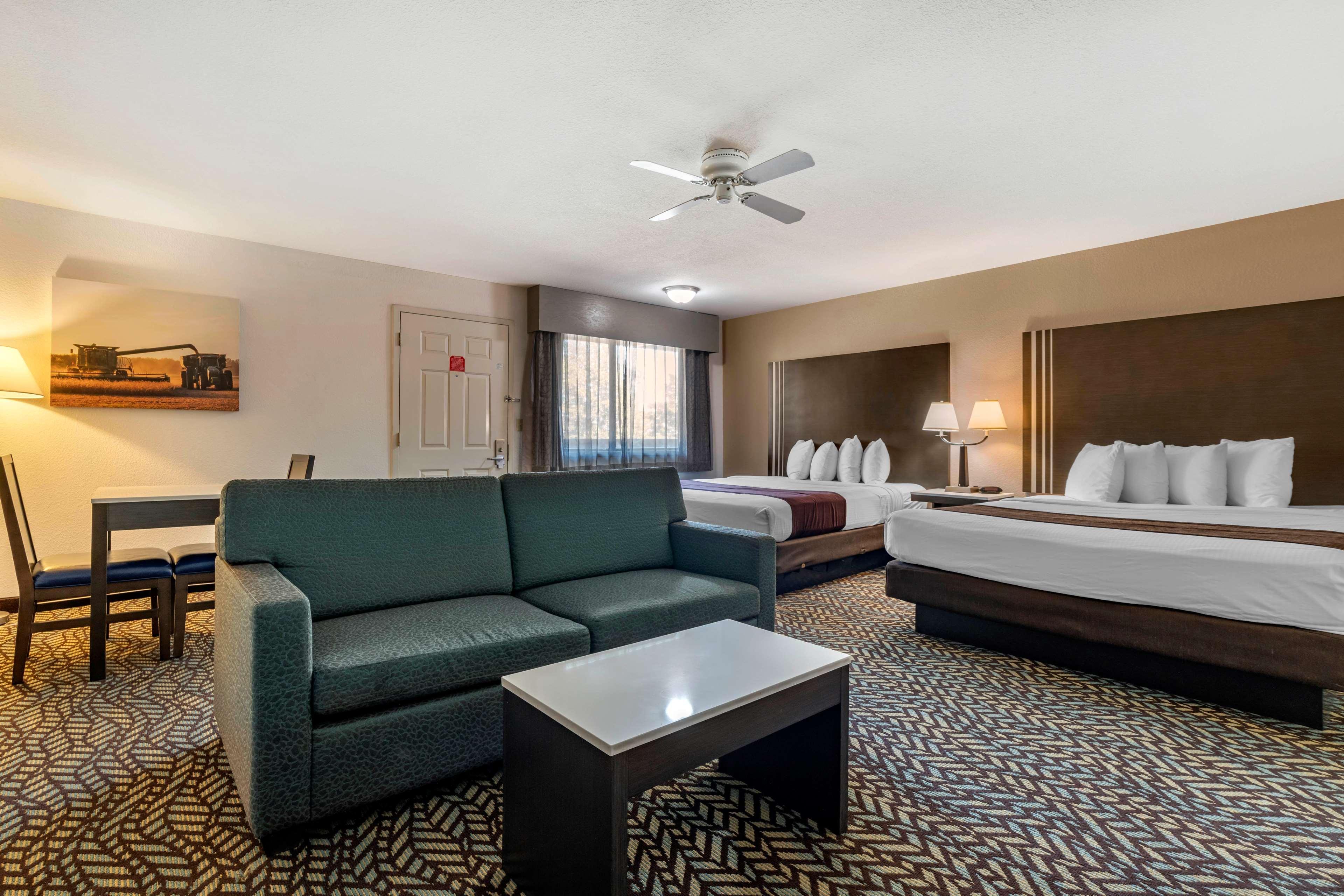 Best Western Orchard Inn Turlock Buitenkant foto