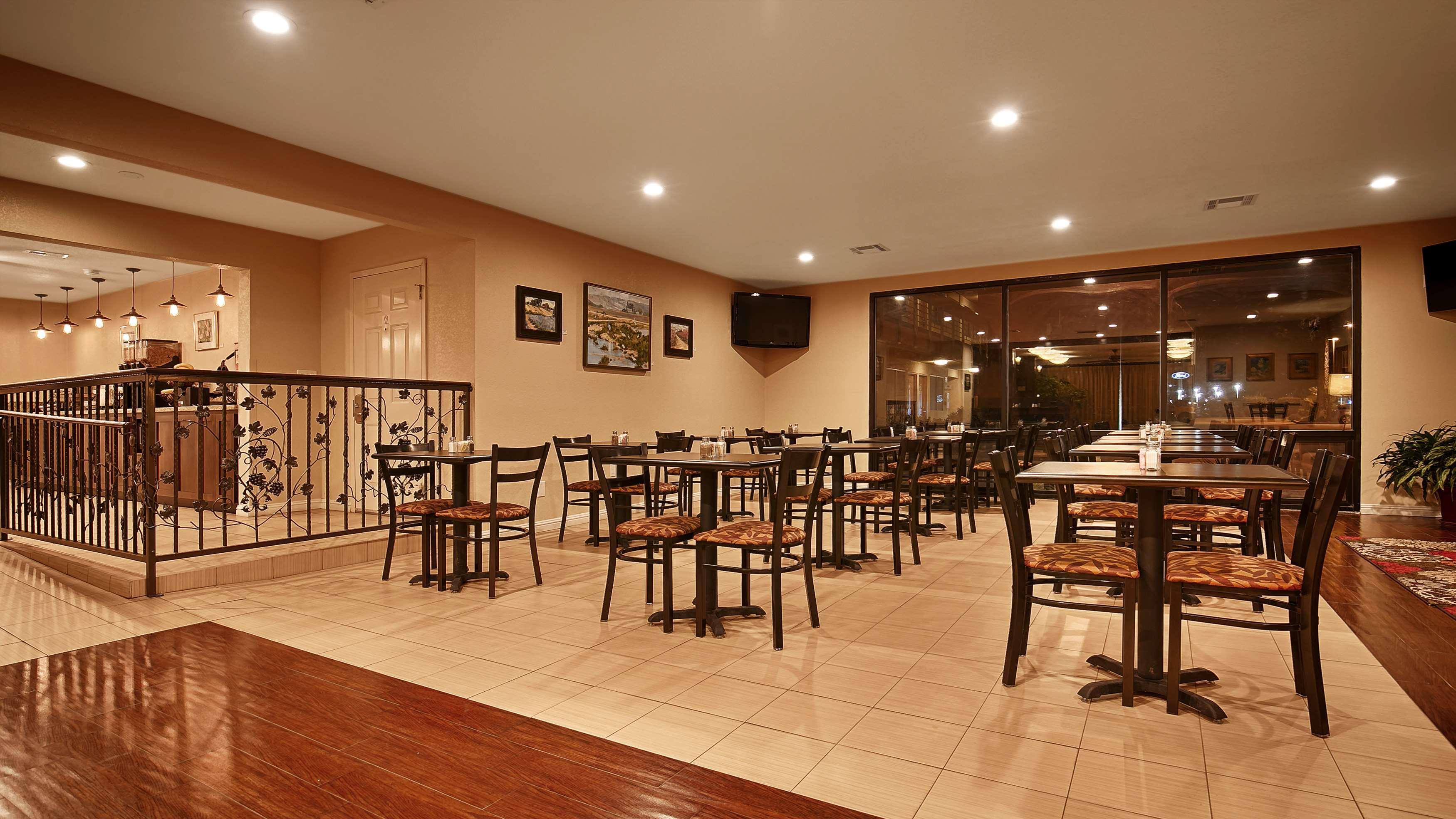 Best Western Orchard Inn Turlock Buitenkant foto